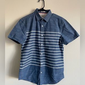 Men’s Short Sleeve Striped Chambray Shirt
